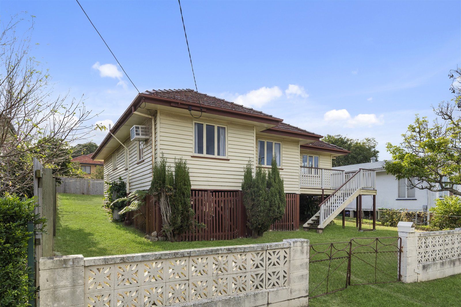 27 Wilclarke Street UPPER MOUNT GRAVATT 1