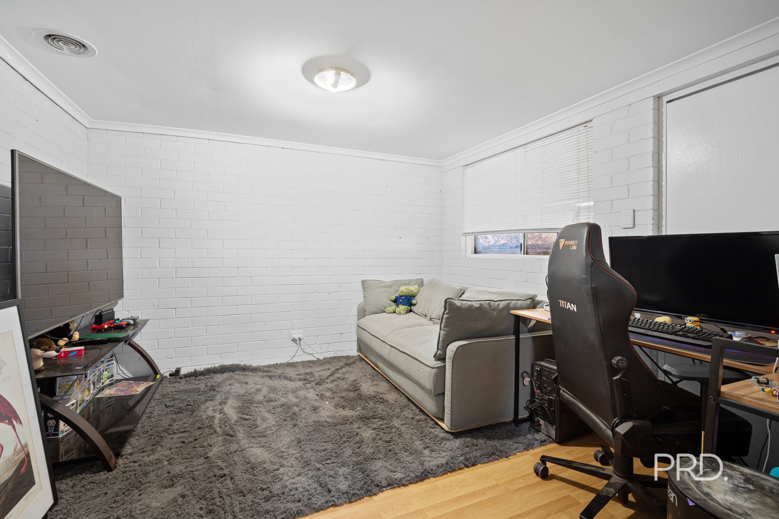 27 Wilks Avenue KOORINGAL 18