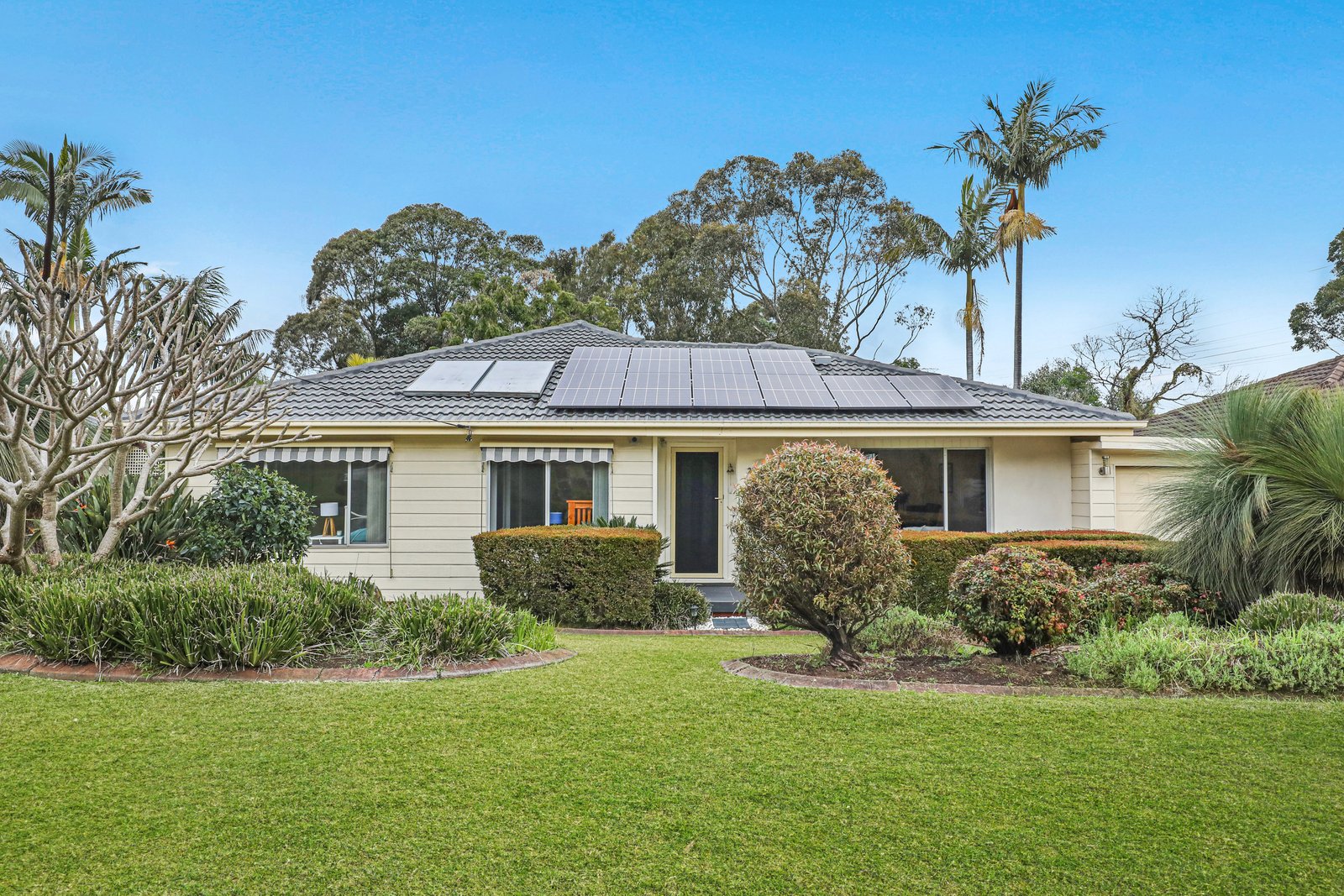 27 William Beach Road KANAHOOKA 1