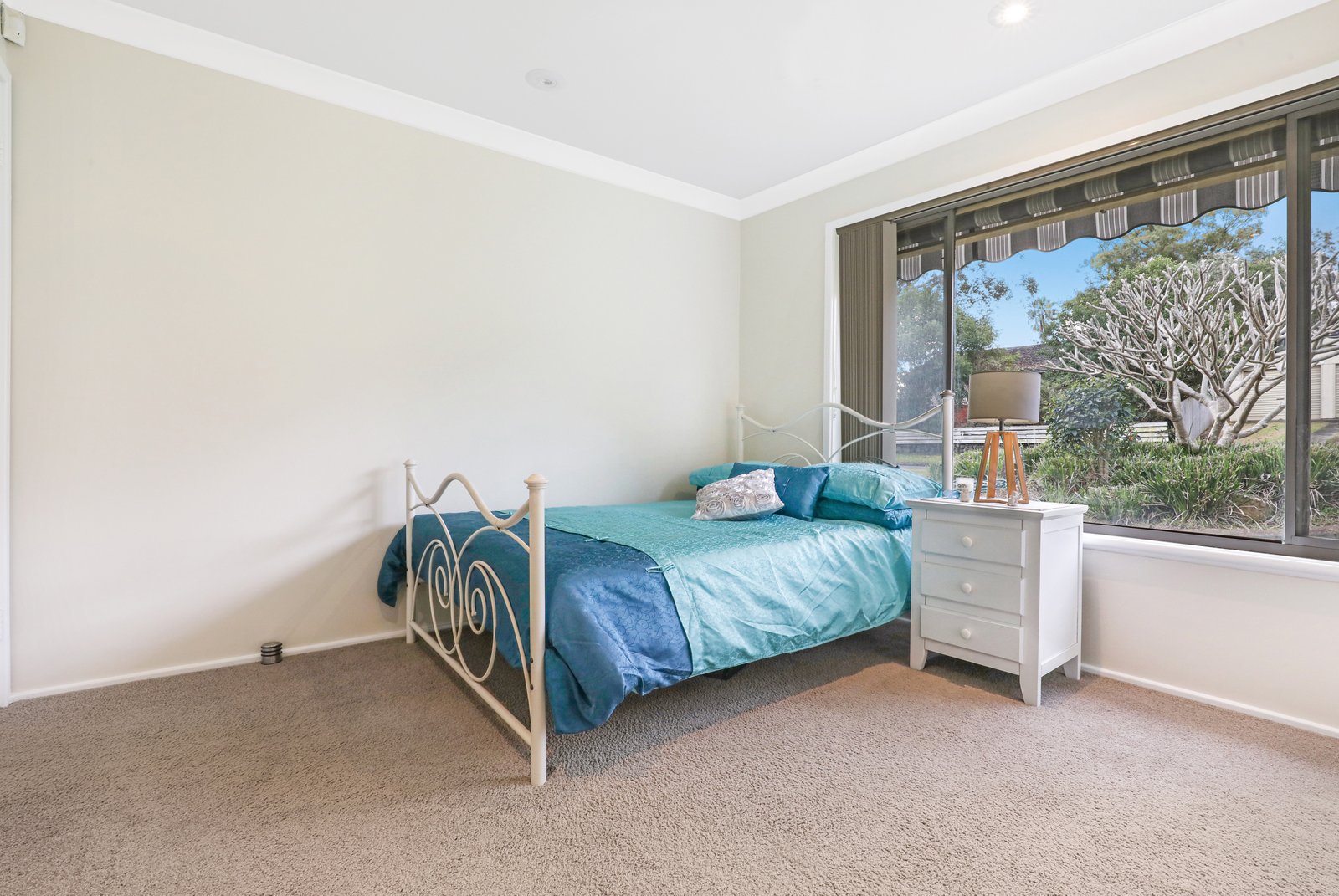 27 William Beach Road KANAHOOKA 9