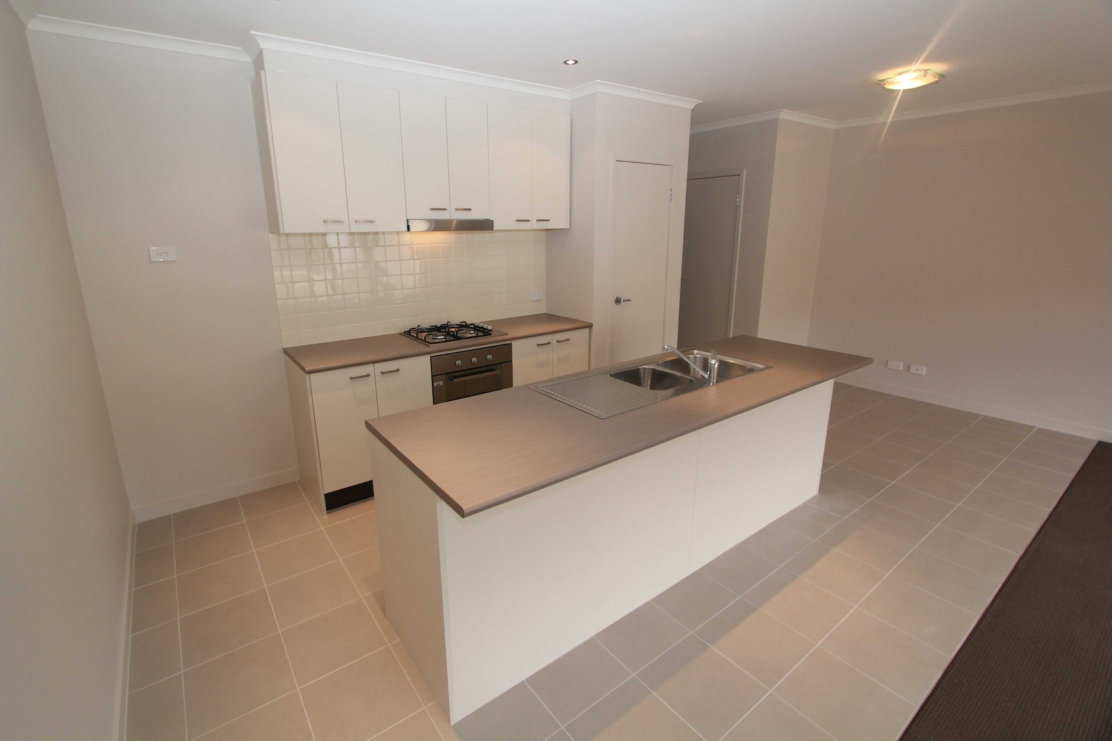 27 Willoby Drive ALFREDTON 2