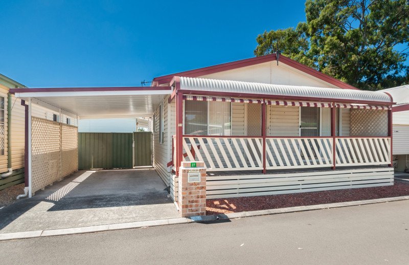 27 Willow Tree Avenue KANAHOOKA 1