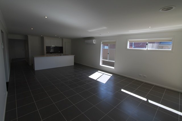 27 Wilmott Street Lucas 5