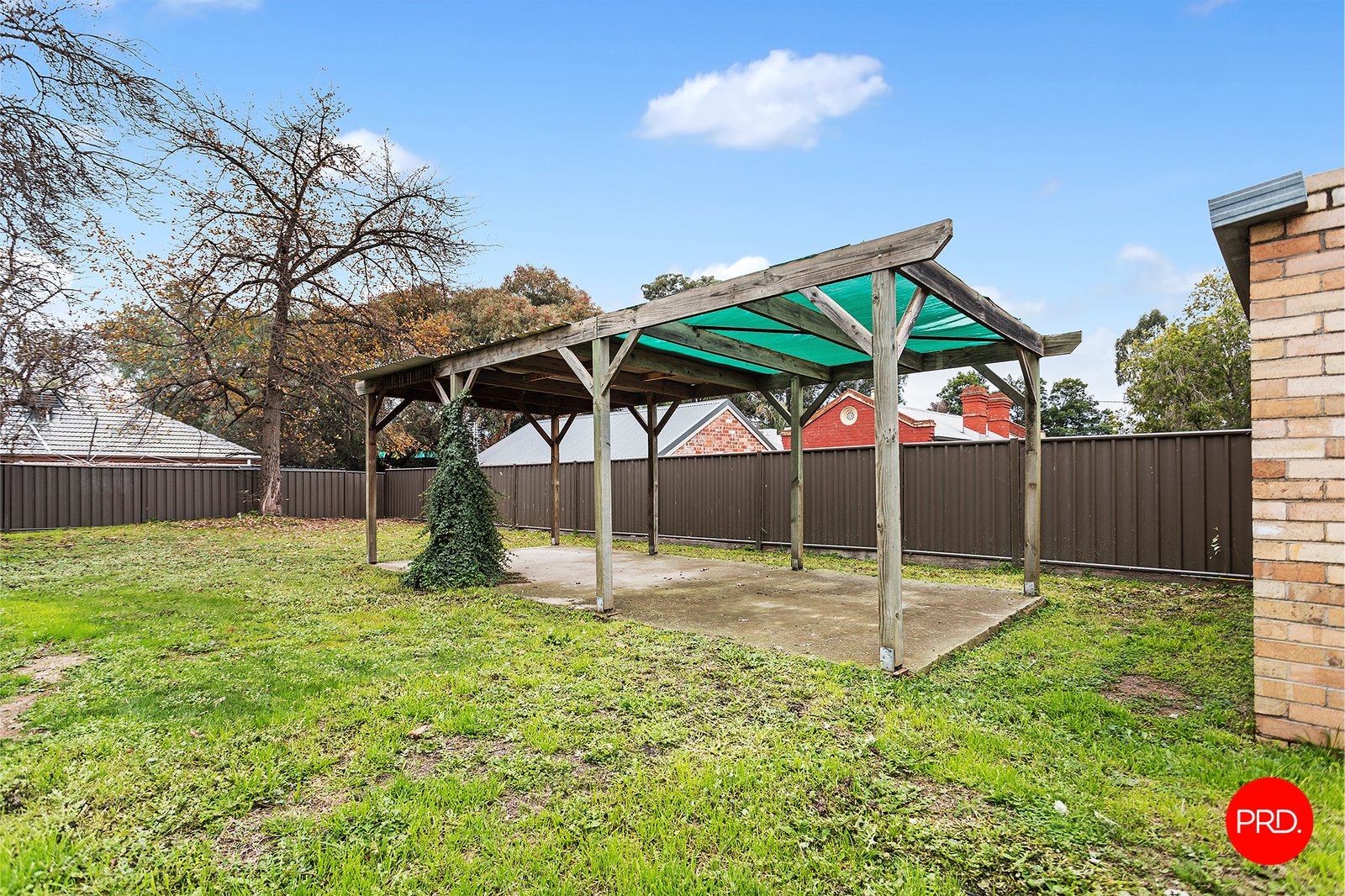 27 Wilson Street LONG GULLY 9