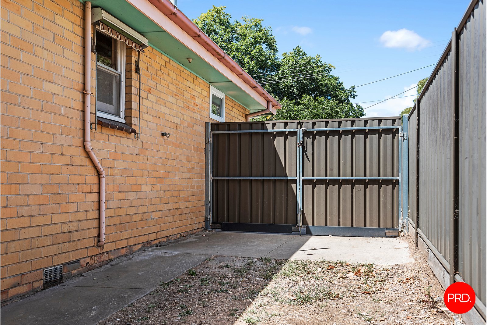 27 Wilson Street LONG GULLY 15