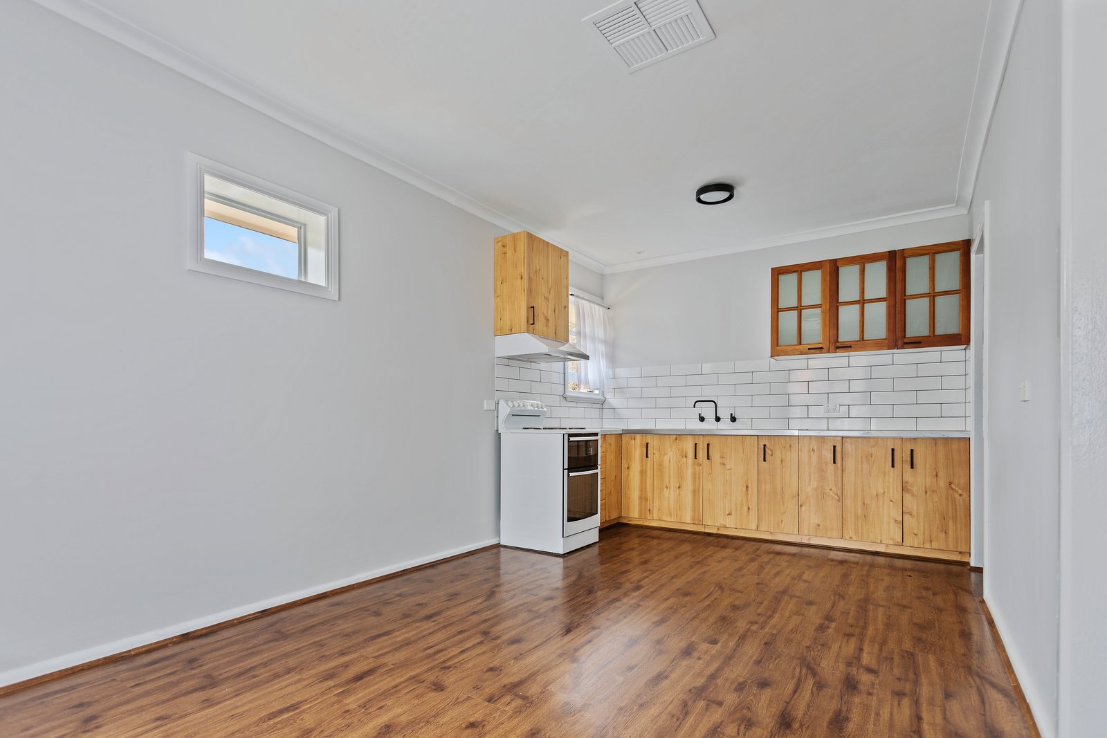 27 Wilson Street LONG GULLY 4