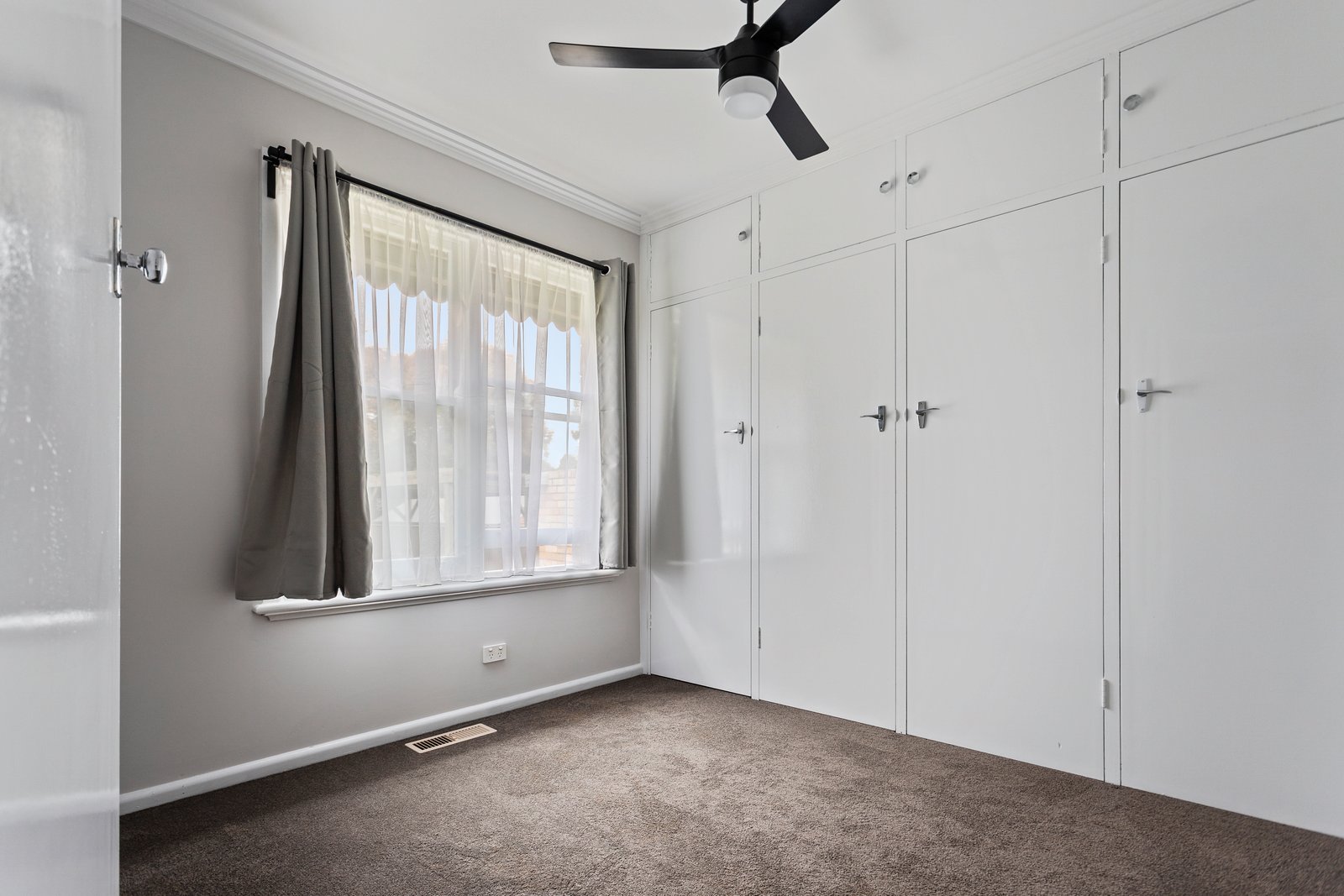 27 Wilson Street LONG GULLY 6