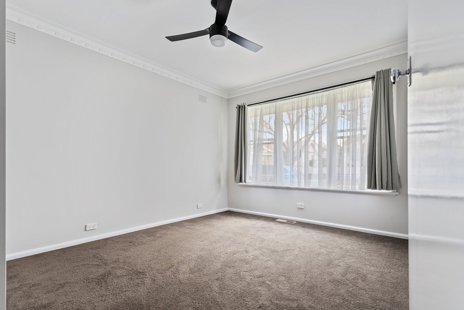 27 Wilson Street LONG GULLY 7