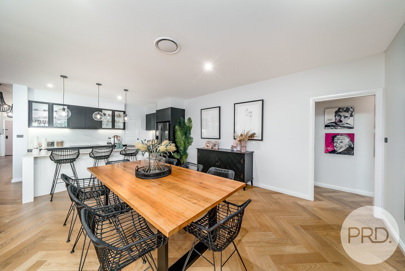 27 Wiveon Street GOBBAGOMBALIN 9