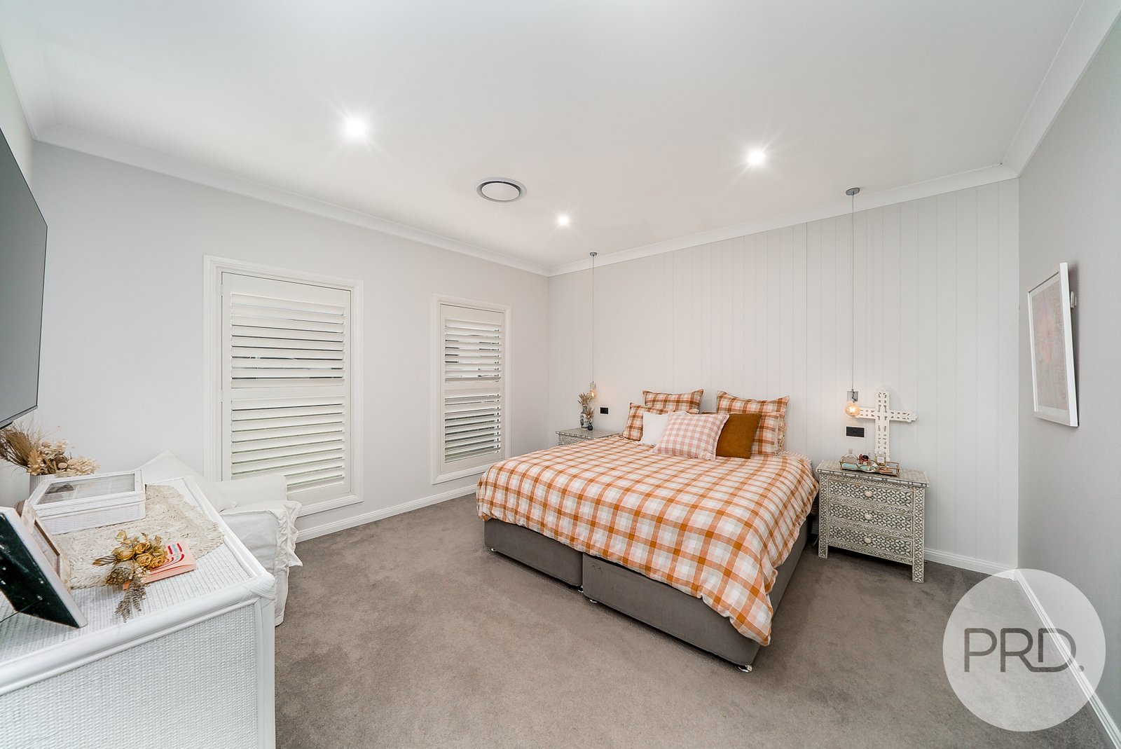 27 Wiveon Street GOBBAGOMBALIN 12