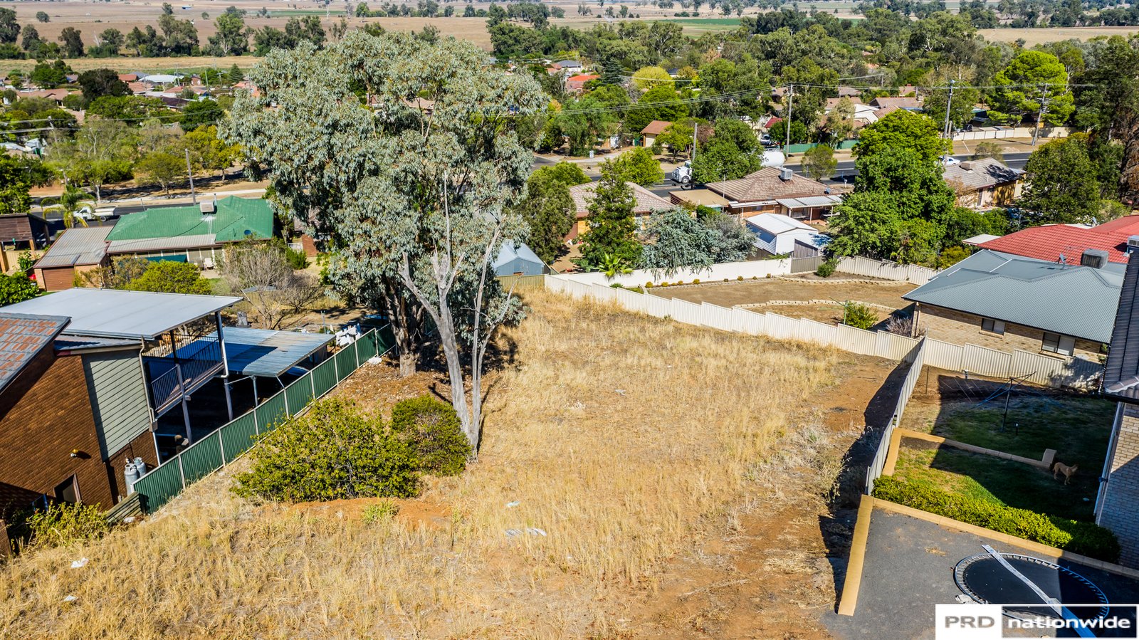 27 Woodbry Crescent TAMWORTH 3