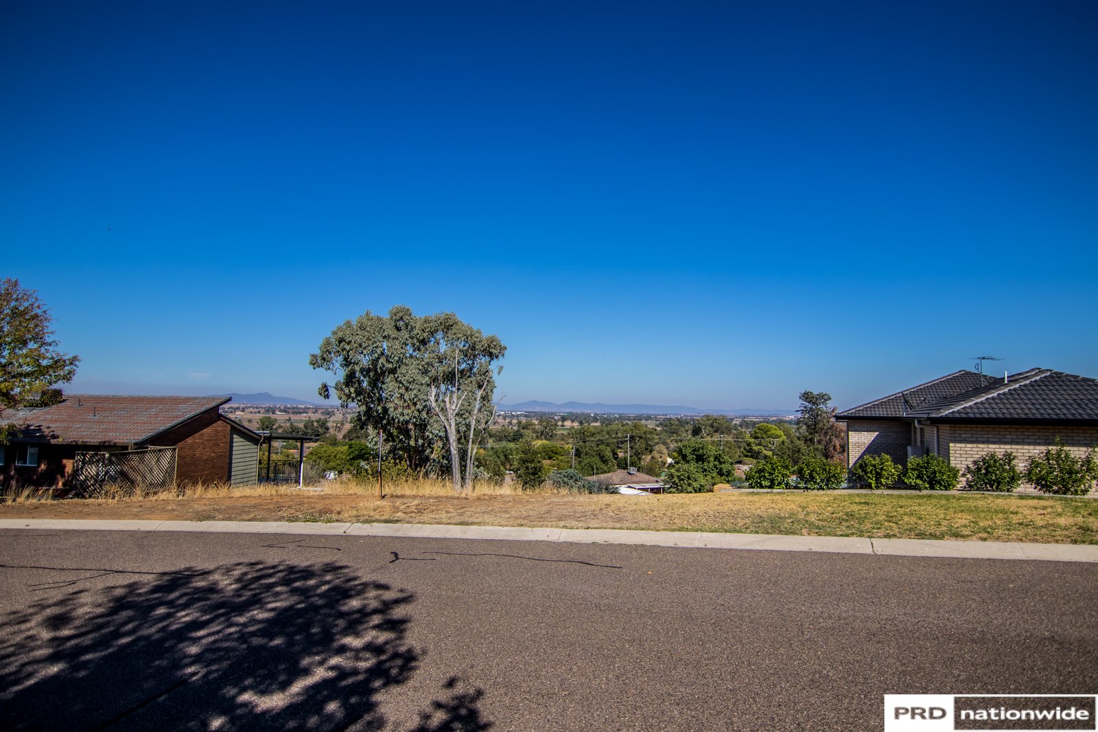 27 Woodbry Crescent TAMWORTH 6