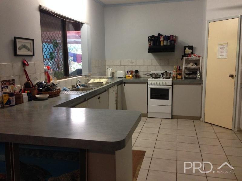 27 Woods Drive CABLE BEACH 2