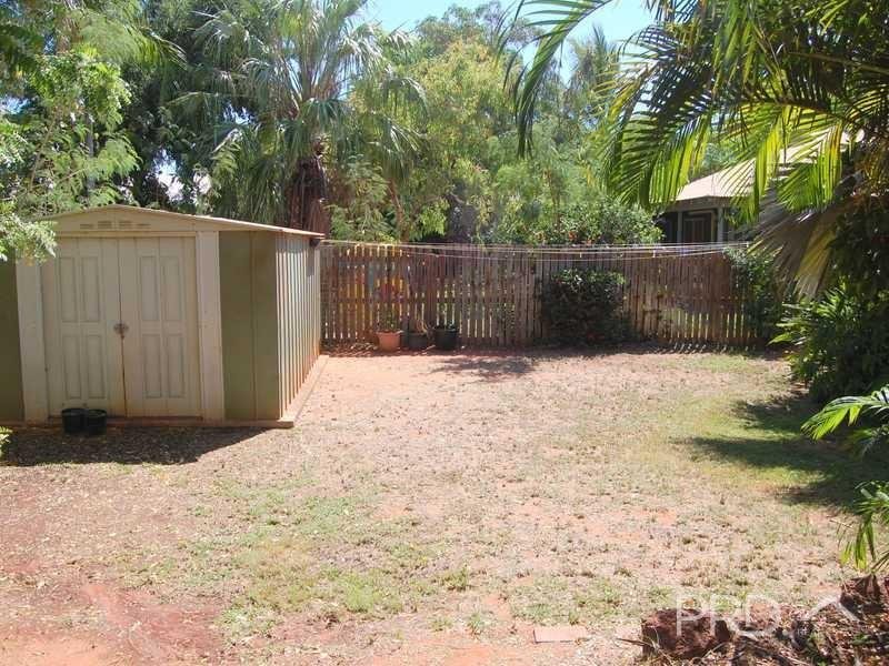 27 Woods Drive CABLE BEACH 6
