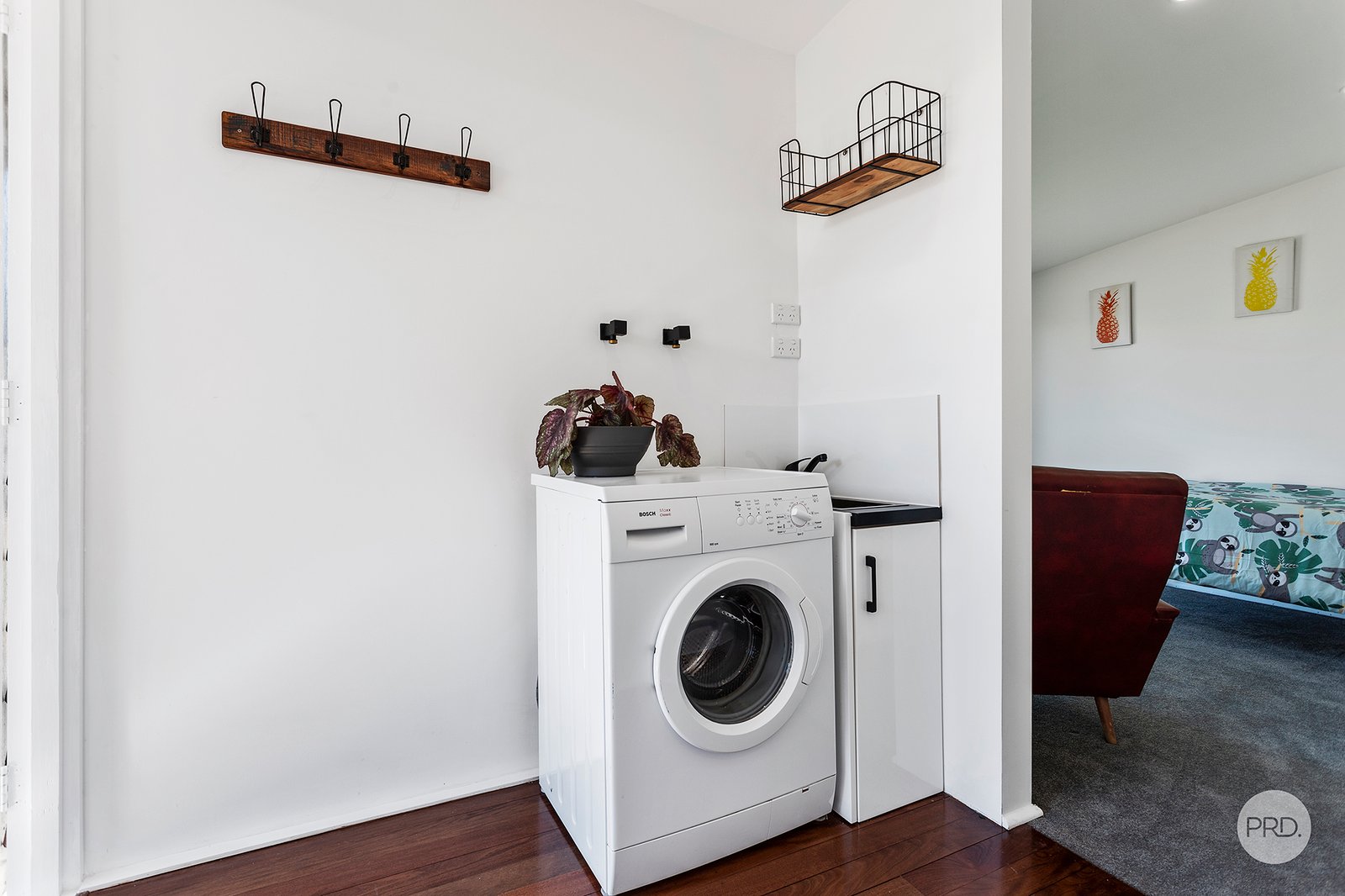 27 Woolcock Avenue KANGAROO FLAT 13