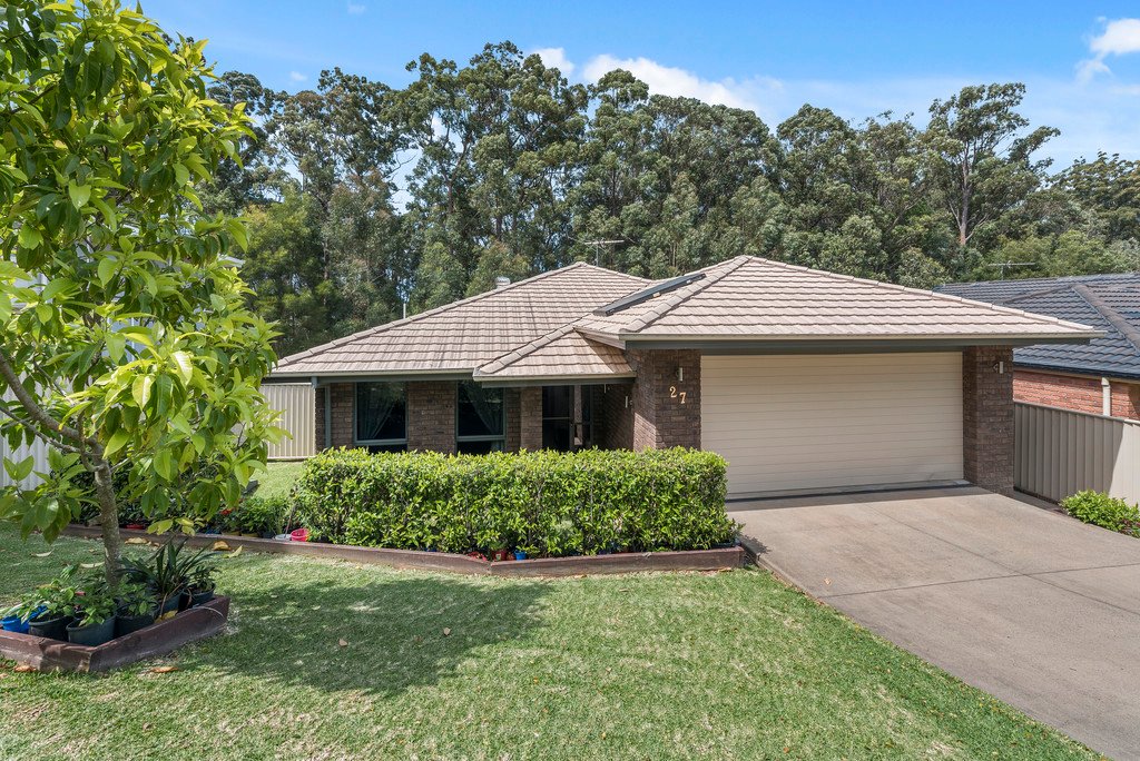27 Worland Drive BOAMBEE EAST 1