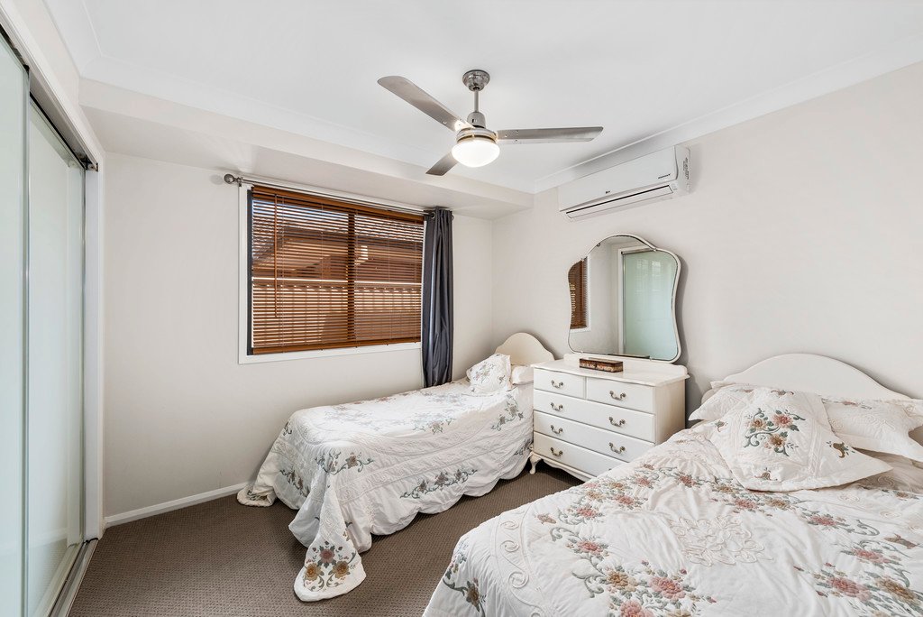27 Worland Drive BOAMBEE EAST 11