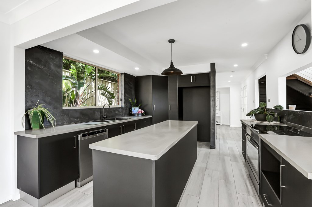 27 Wybalena Avenue KOONAWARRA 4