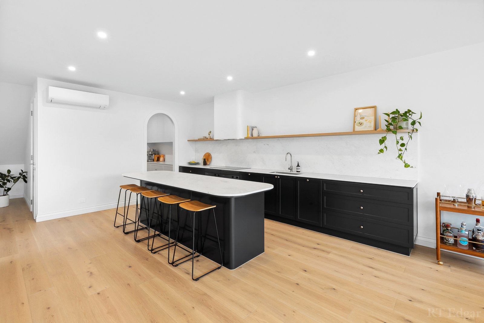 Real Estate and Property in 2/70 Mercer Street, Queenscliff, VIC