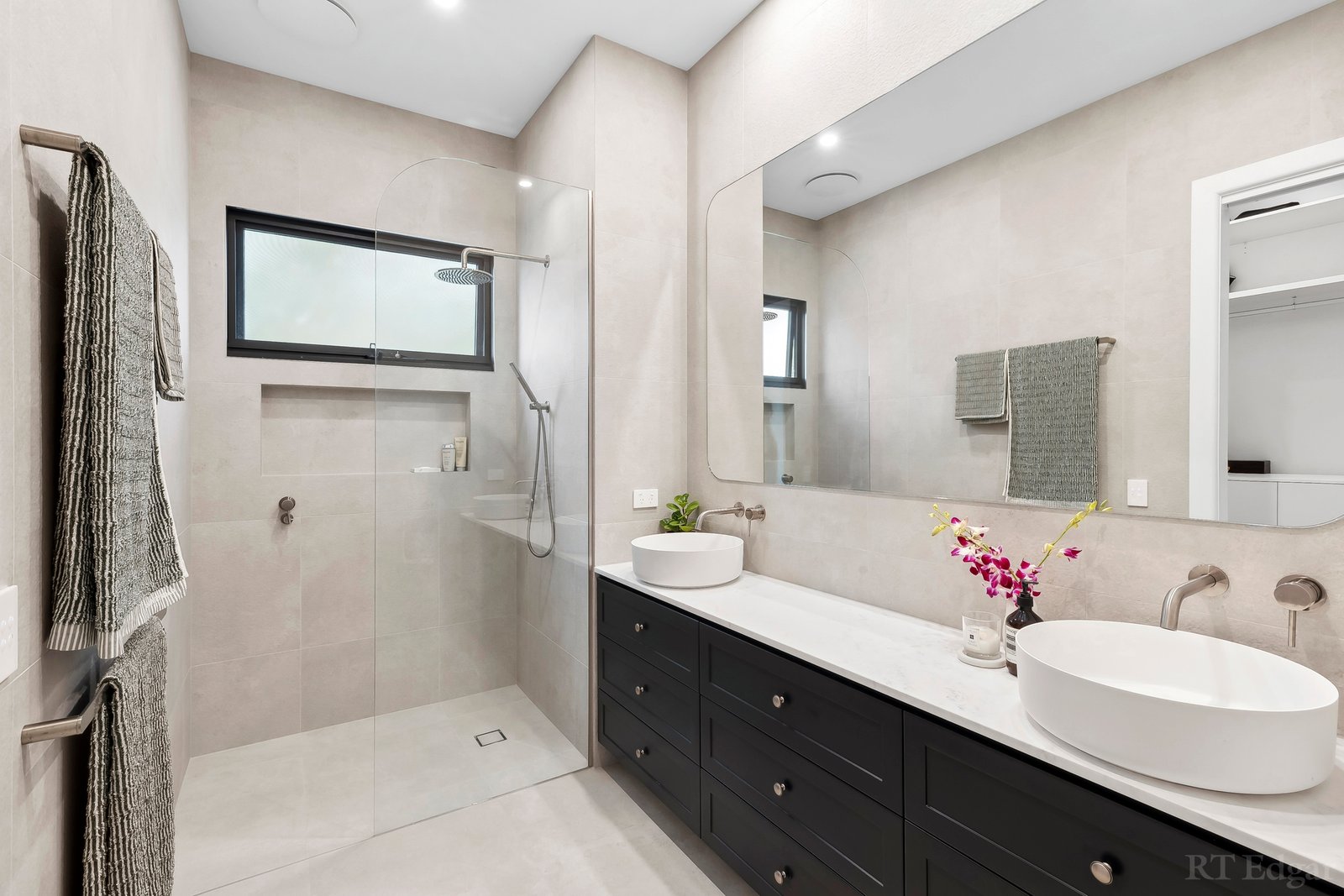 Real Estate and Property in 2/70 Mercer Street, Queenscliff, VIC