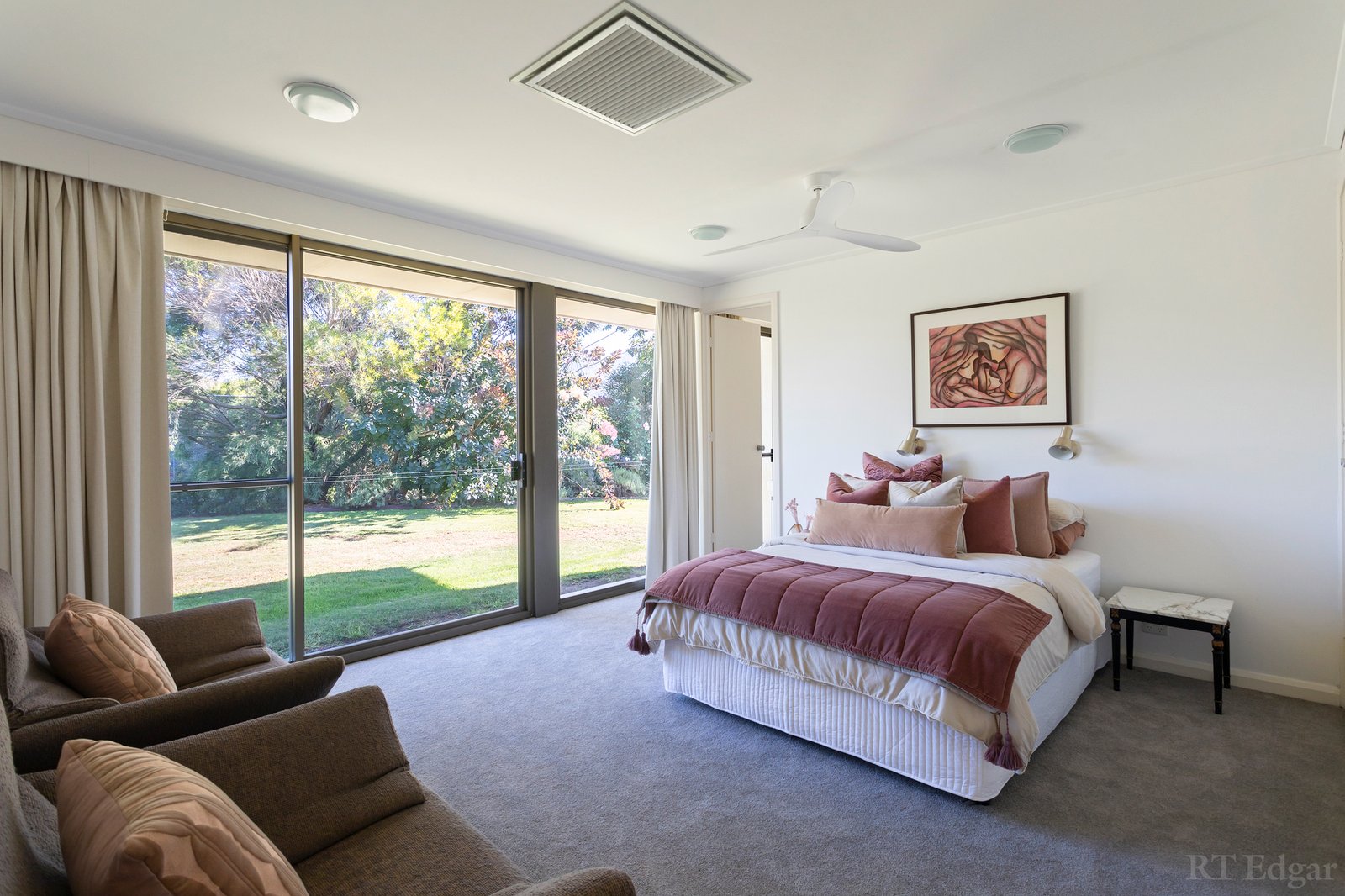 Real Estate and Property in 270 Ross Road, Howes Creek, VIC