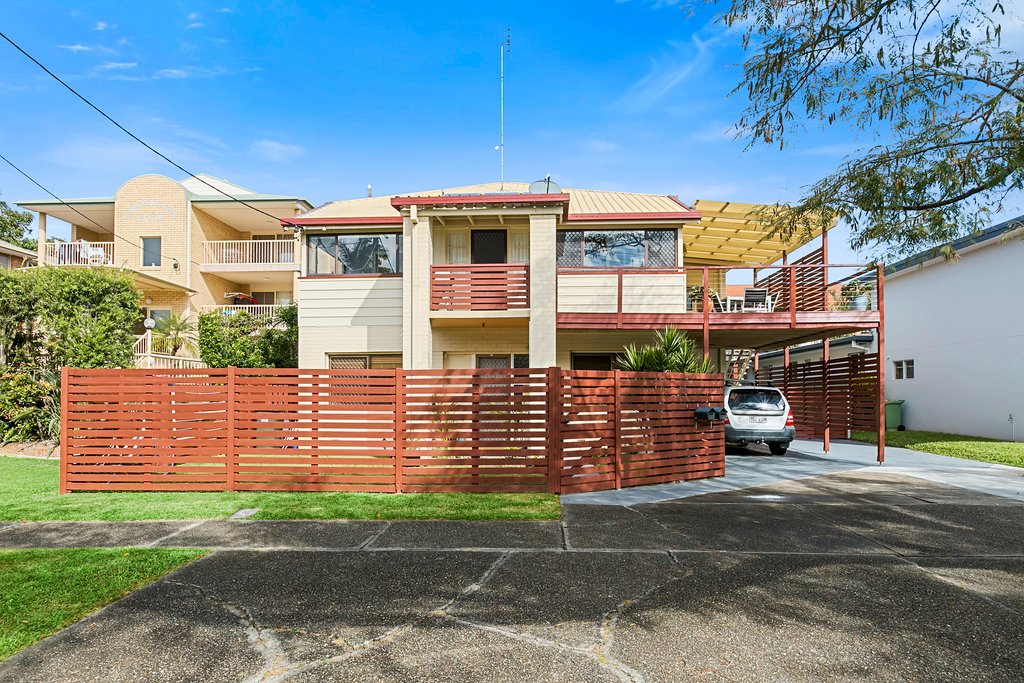 2/70 Stapylton Street COOLANGATTA 7
