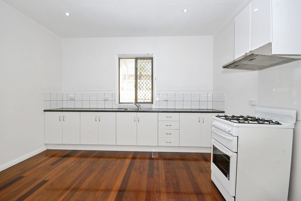 2/70 Stapylton Street COOLANGATTA 3