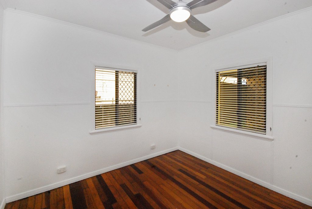 2/70 Stapylton Street COOLANGATTA 5