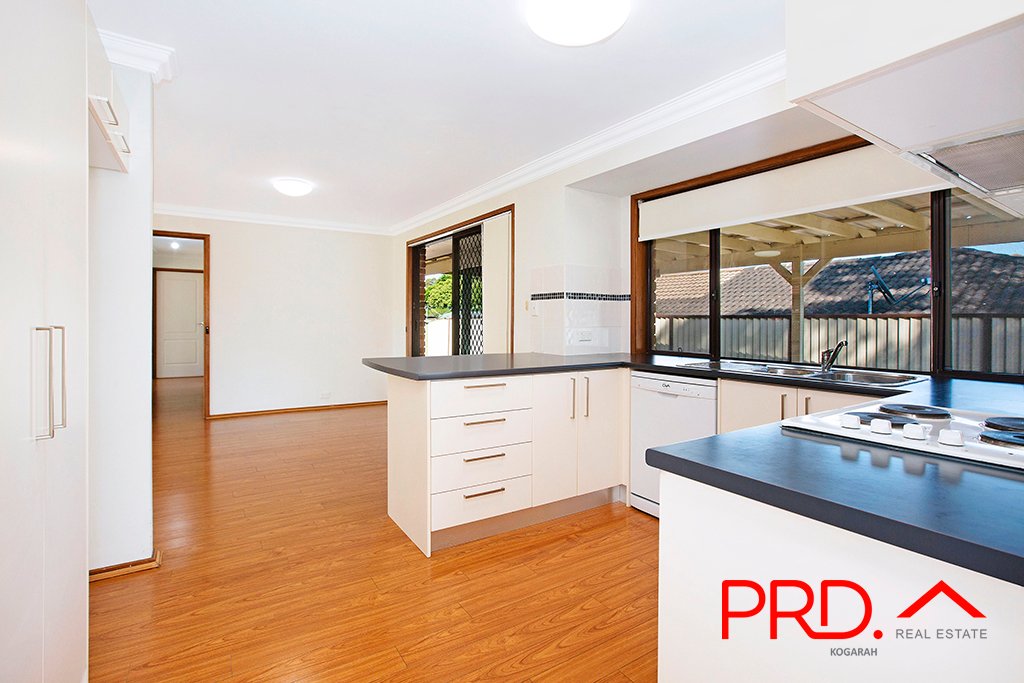 270 Welling Drive MOUNT ANNAN 4