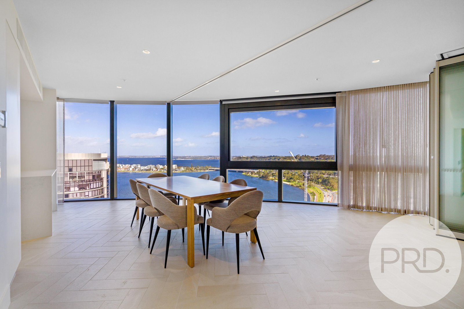 2705/1 Geoffrey Bolton Avenue PERTH 5