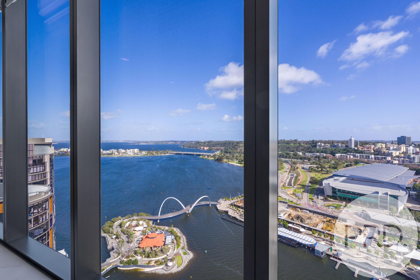 2705/1 Geoffrey Bolton Avenue PERTH 10