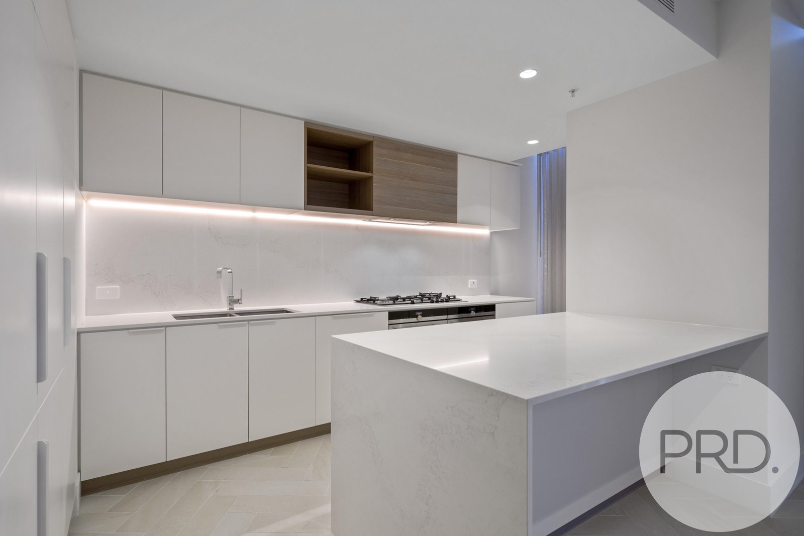 2705/1 Geoffrey Bolton Avenue PERTH 15