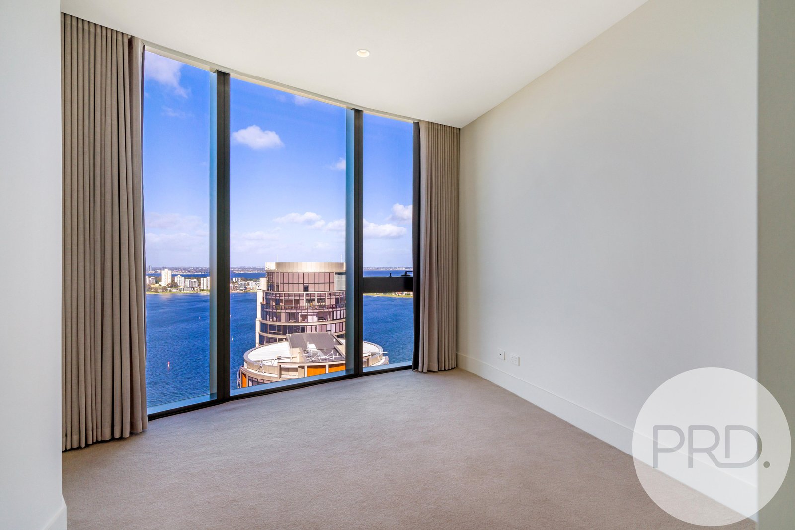 2705/1 Geoffrey Bolton Avenue PERTH 22