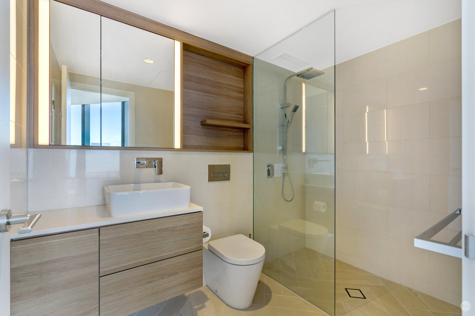 2705/1 Geoffrey Bolton Avenue PERTH 22