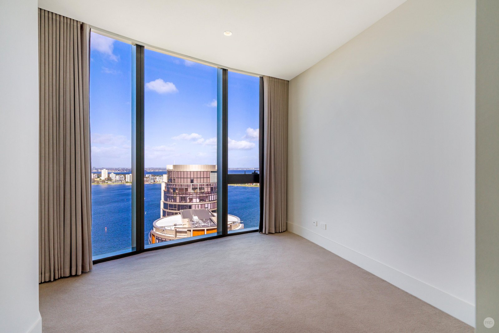 2705/1 Geoffrey Bolton Avenue PERTH 23