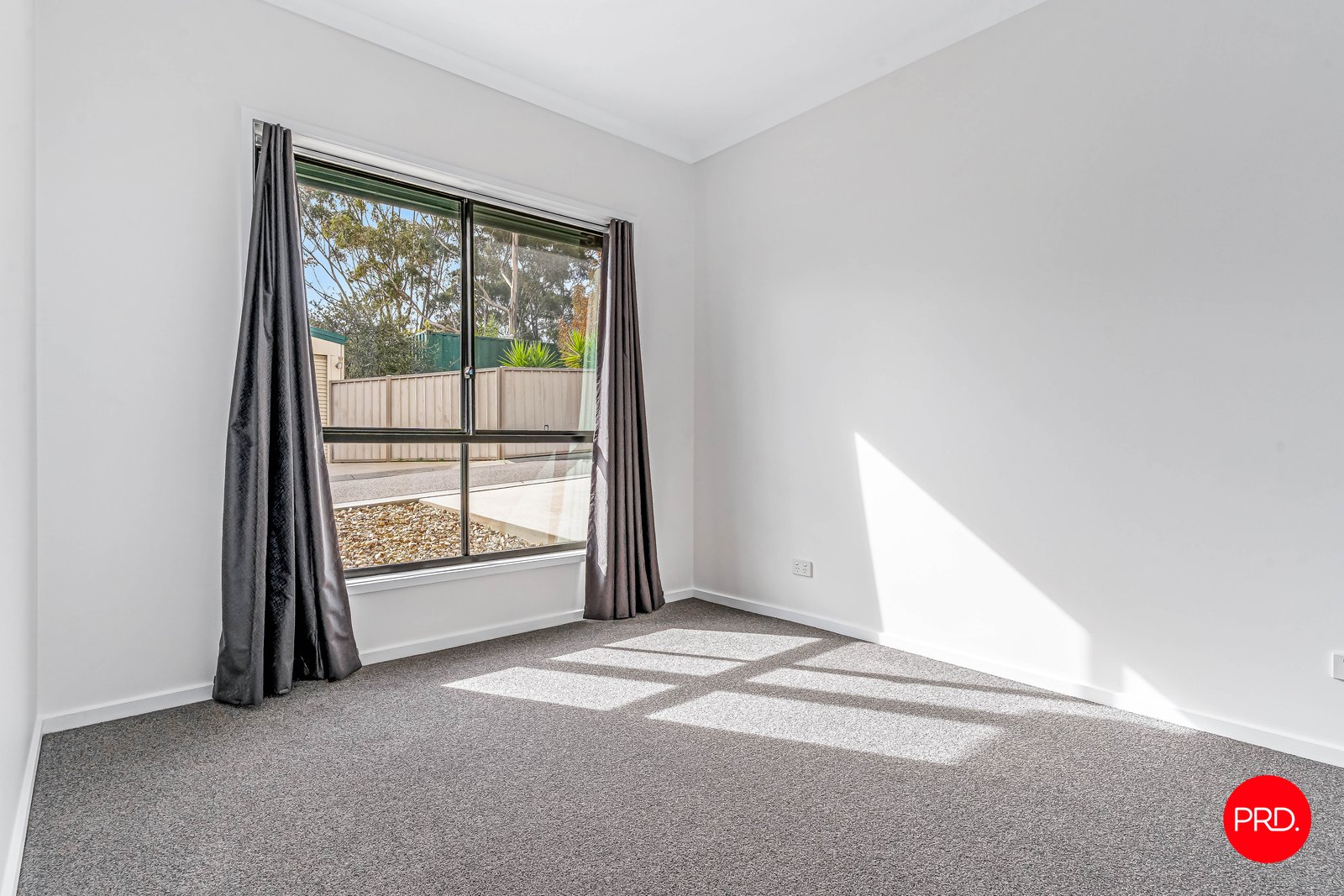 2/71 Allingham Street GOLDEN SQUARE 4
