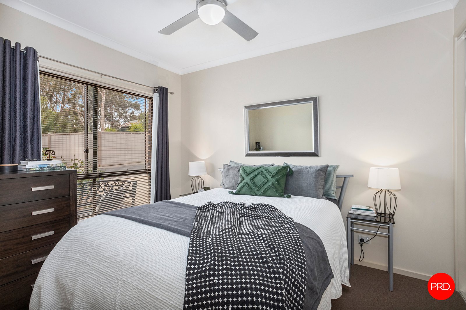 2/71 Allingham Street GOLDEN SQUARE 8