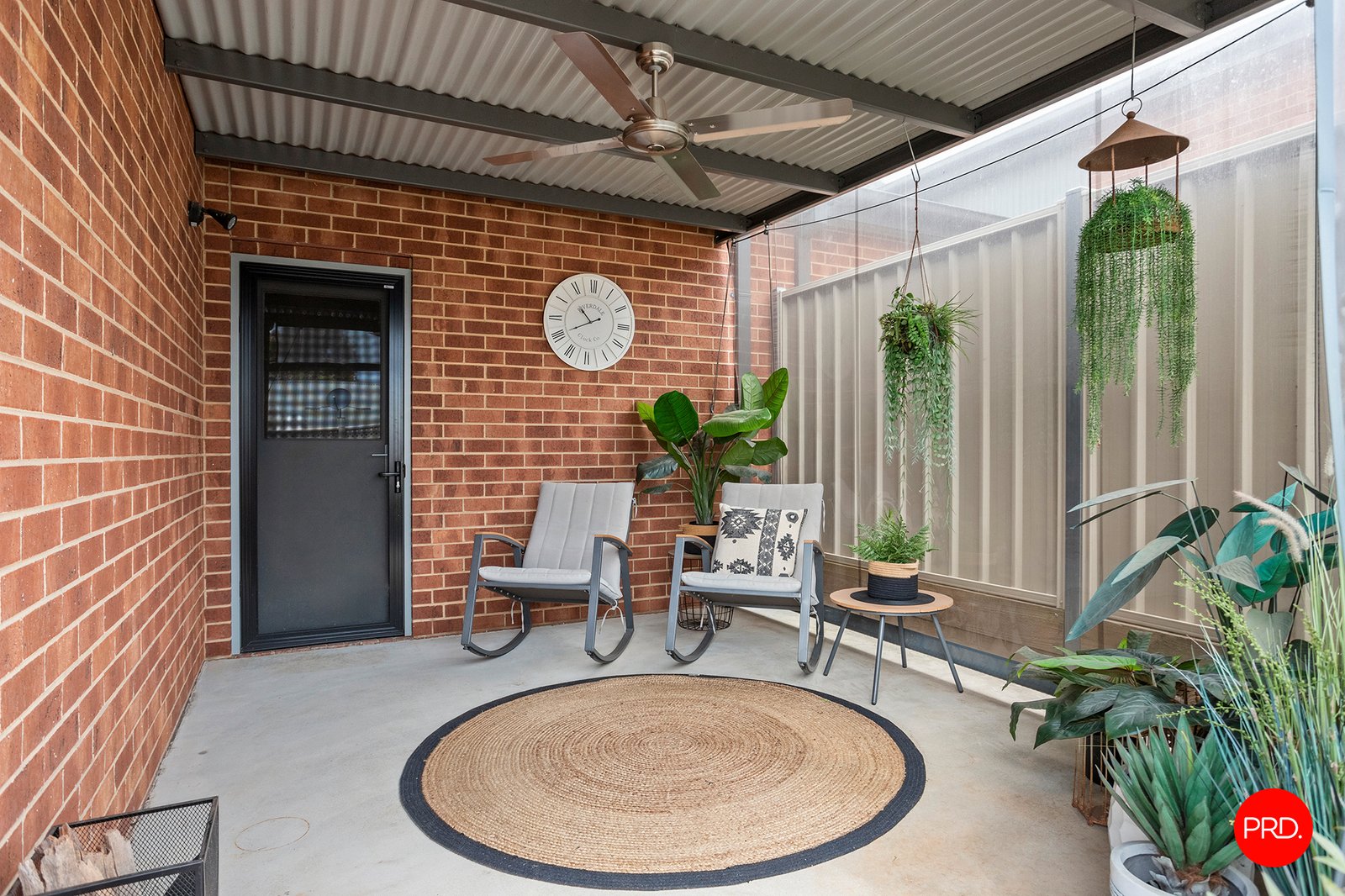 2/71 Allingham Street GOLDEN SQUARE 11