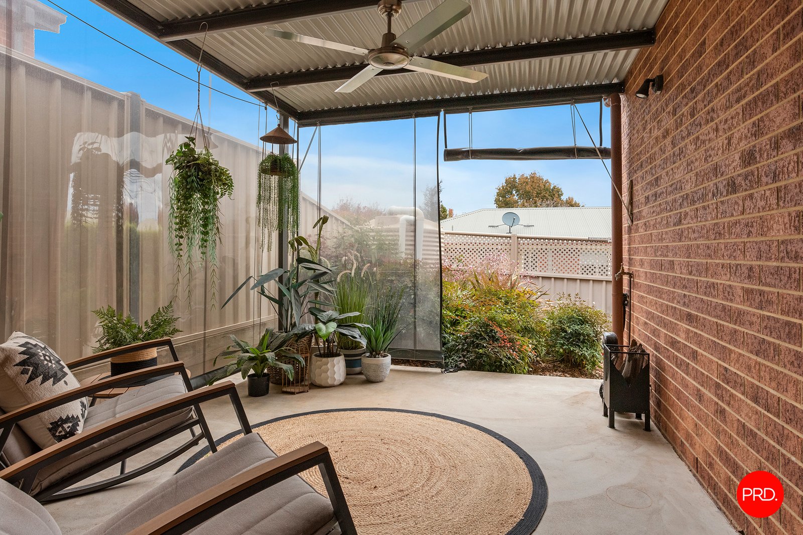 2/71 Allingham Street GOLDEN SQUARE 12