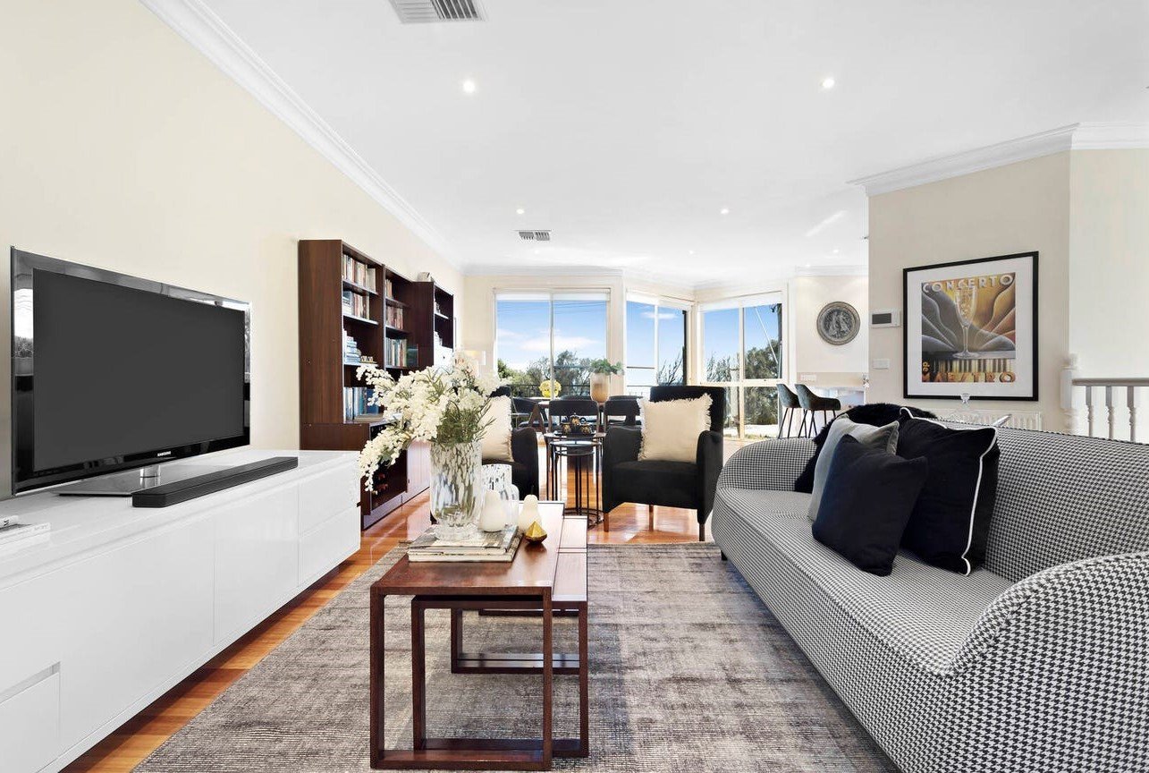 Gallery: 271 Beach Road