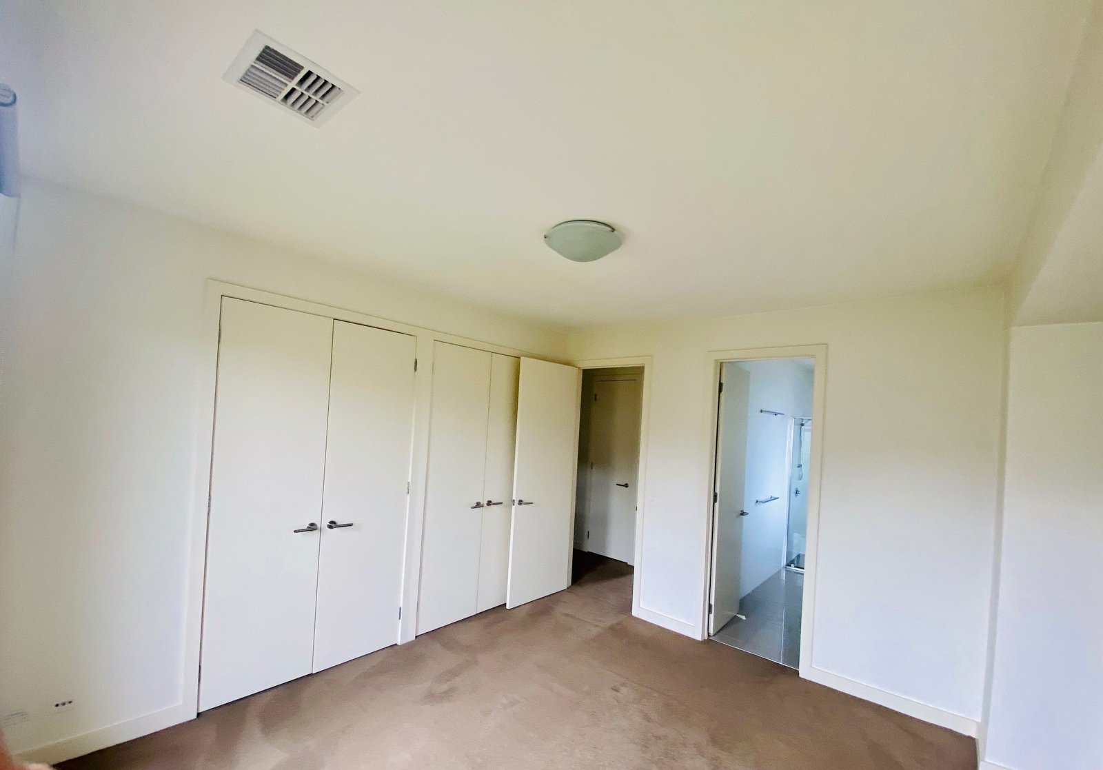 Gallery: 2/71 Bent Street