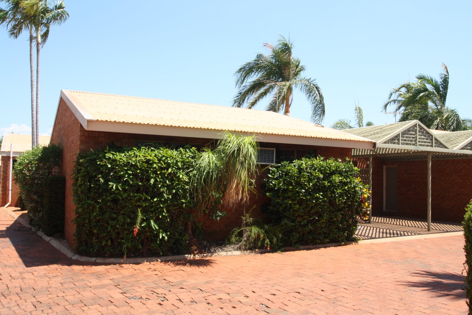 27/1 Charles Road CABLE BEACH 1