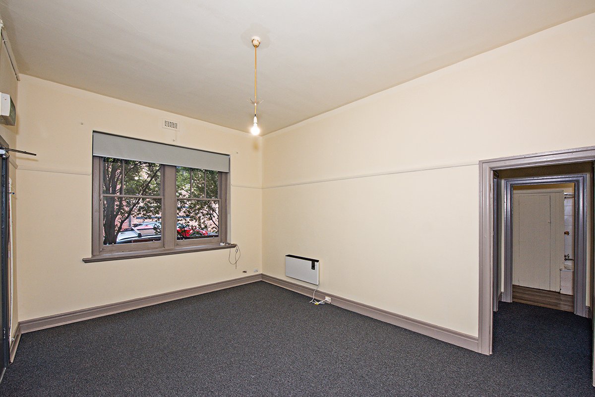 Gallery: 2/71 Clyde Street