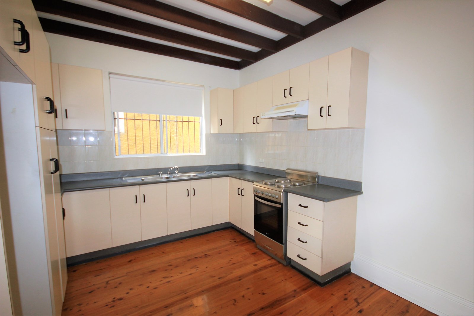 2/71 Forest Road ARNCLIFFE 5