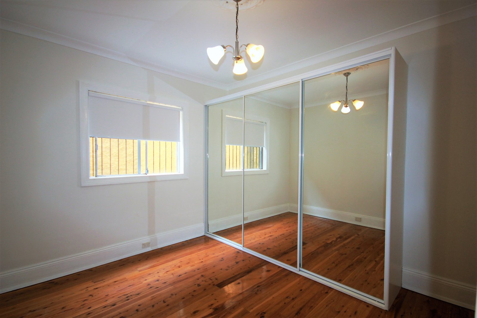 2/71 Forest Road ARNCLIFFE 4