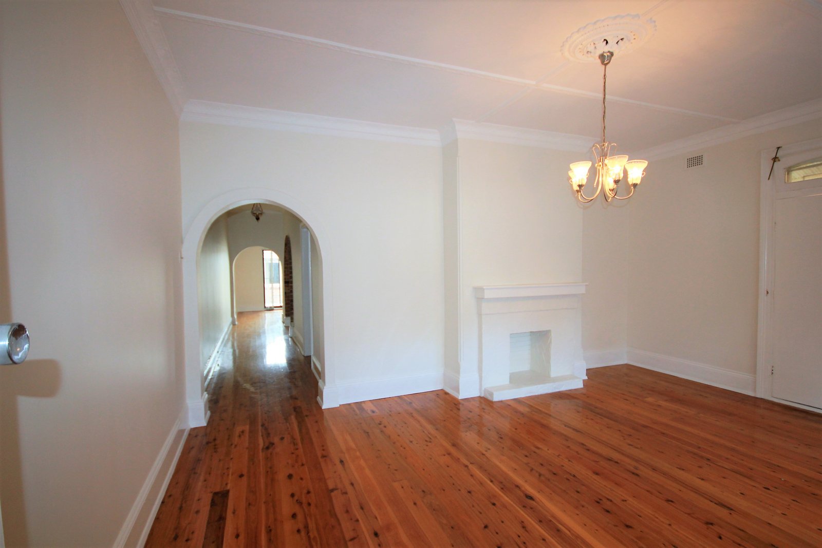 2/71 Forest Road ARNCLIFFE 3