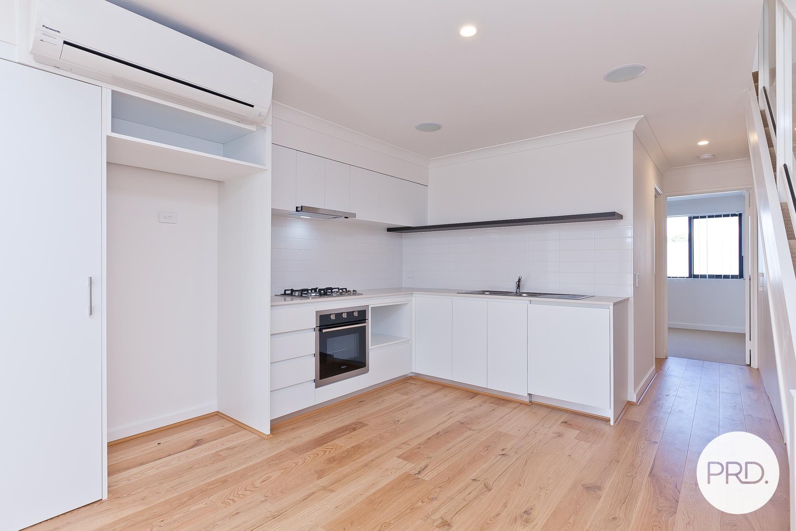 27/1 Glenariff Boulevard CANNING VALE 3