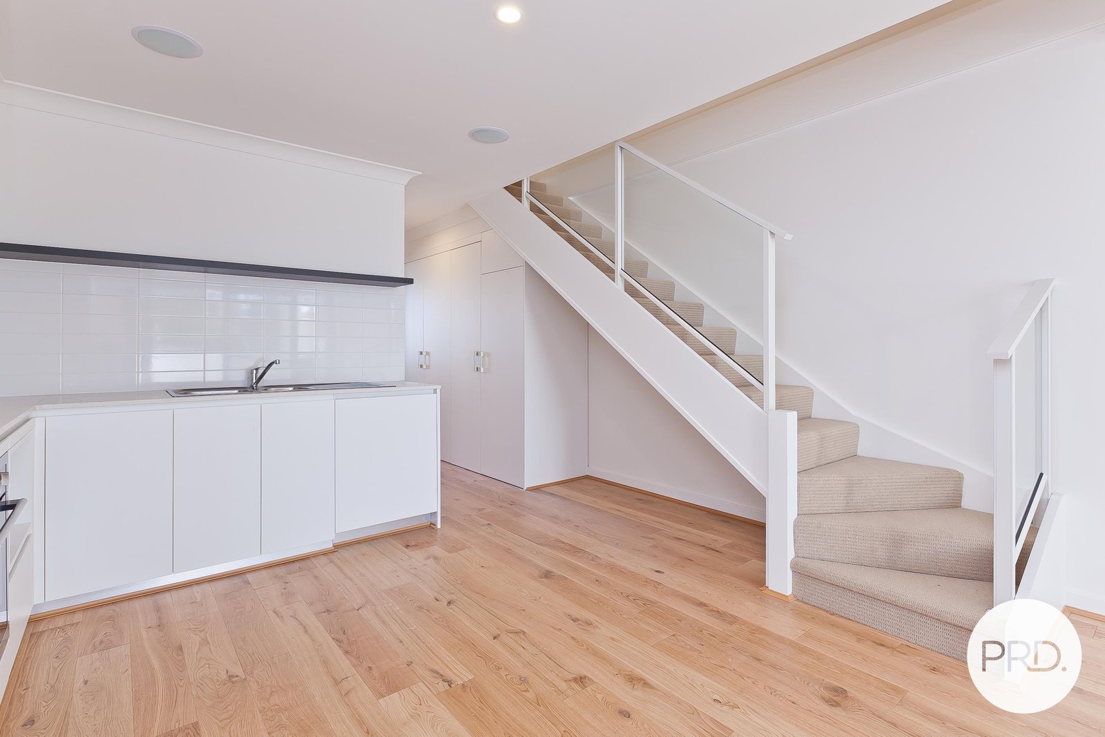 27/1 Glenariff Boulevard CANNING VALE 7