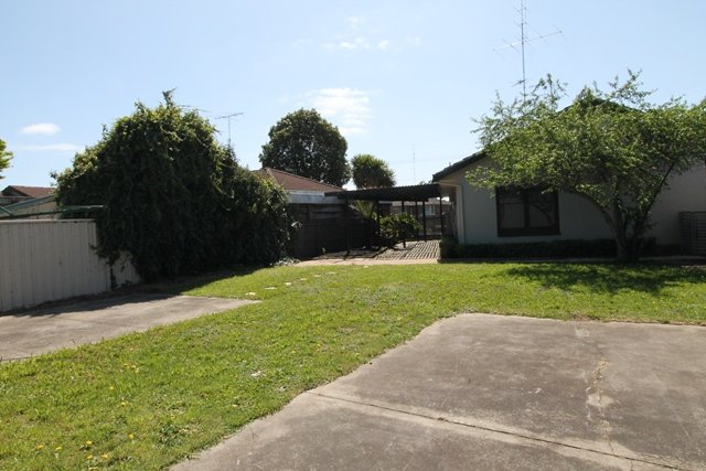 271 Vickers Street SEBASTOPOL 16