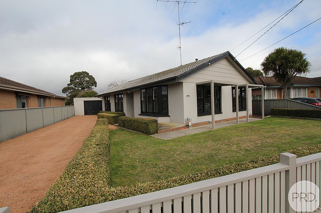 271 Vickers Street SEBASTOPOL 1